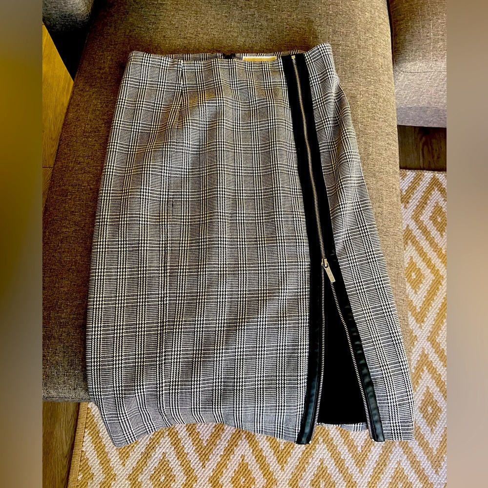 Michael Kors Houndstooth zip-up pencil skirt